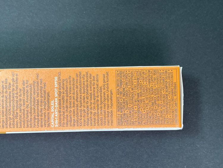 کرم ضد آفتاب و ضد لک رنگی ویشی SPF۵۰ مناسب پوست های معمولی و دارای لک ۵۰ میل اصل
