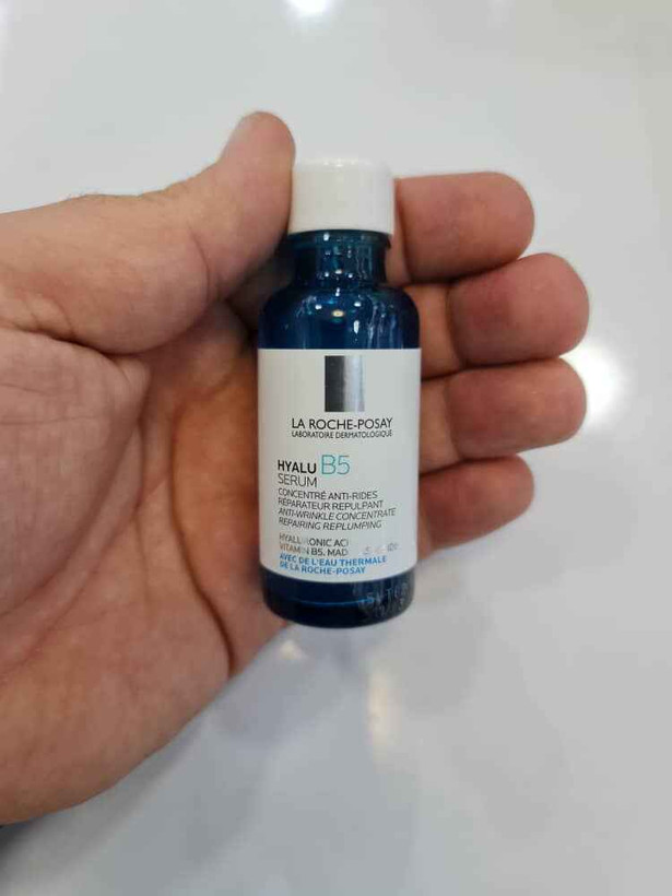 سرم هیالورونیک اسید و ویتامین B5 لاروش پوزای LA ROCHE POSAY مدل هیالو HYALU B5 حجم 30 میل اصل