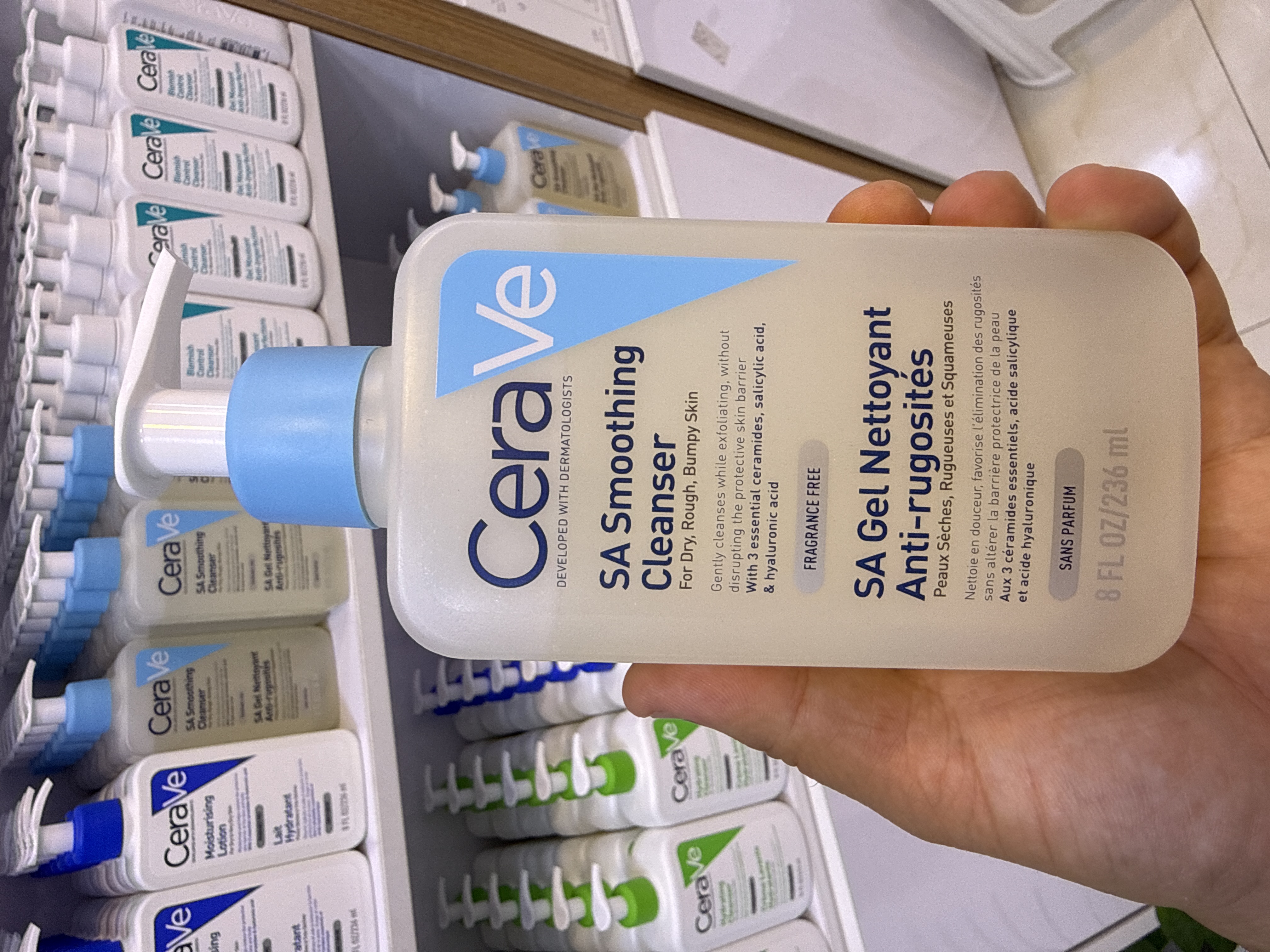 ژل شسستشو سراوی CeraVe مدل SA Smoothing حجم 236 میل اصل | صاف و نرم کننده پوست زبر و خشک