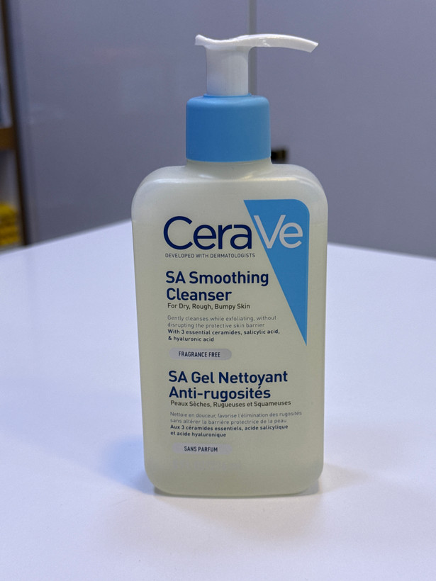 ژل شسستشو سراوی CeraVe مدل SA Smoothing حجم 236 میل اصل | صاف و نرم کننده پوست زبر و خشک