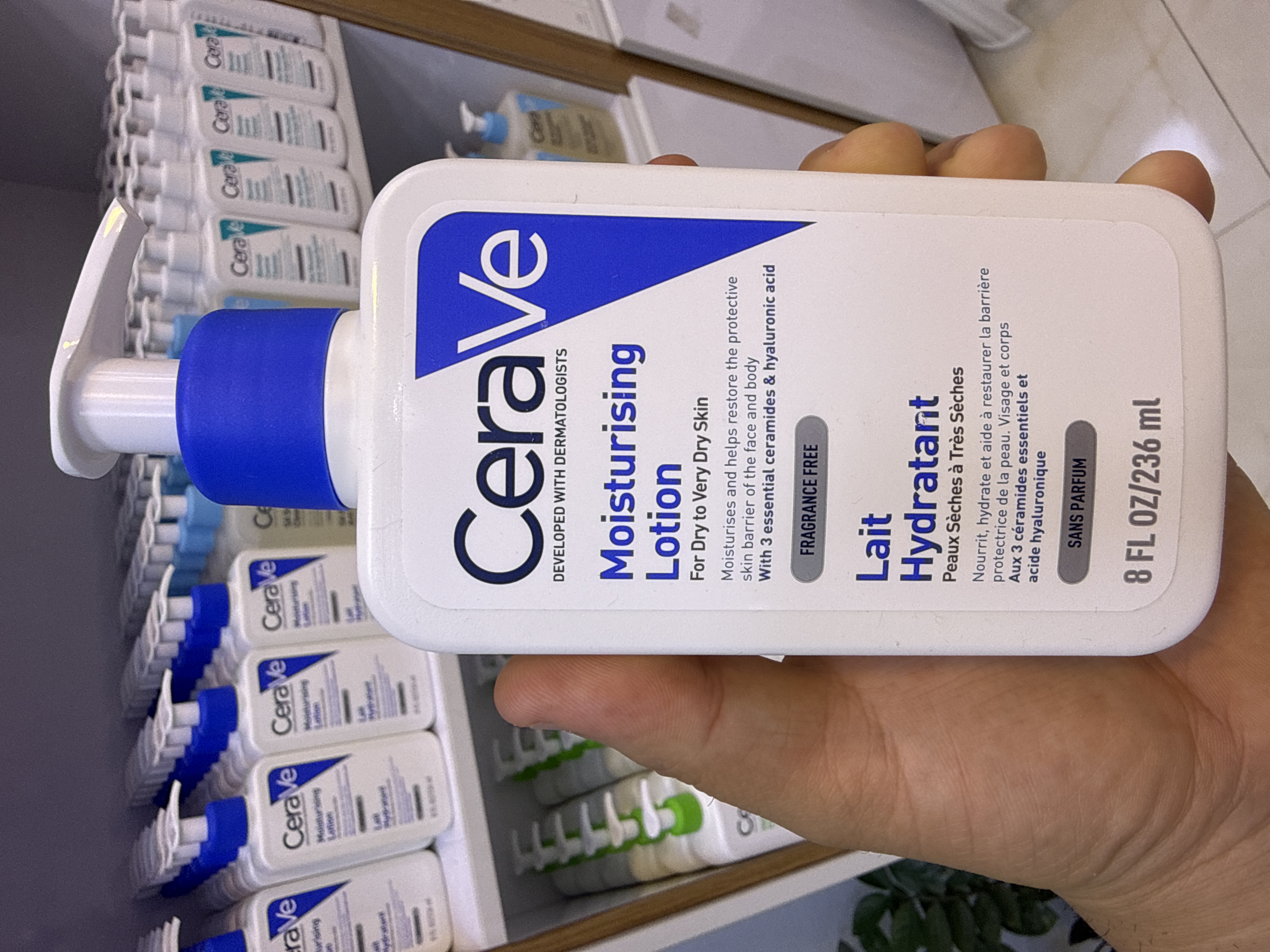 لوسیون کرم مرطوب کننده صورت و بدن سراوی Cerave حجم 236 اصل