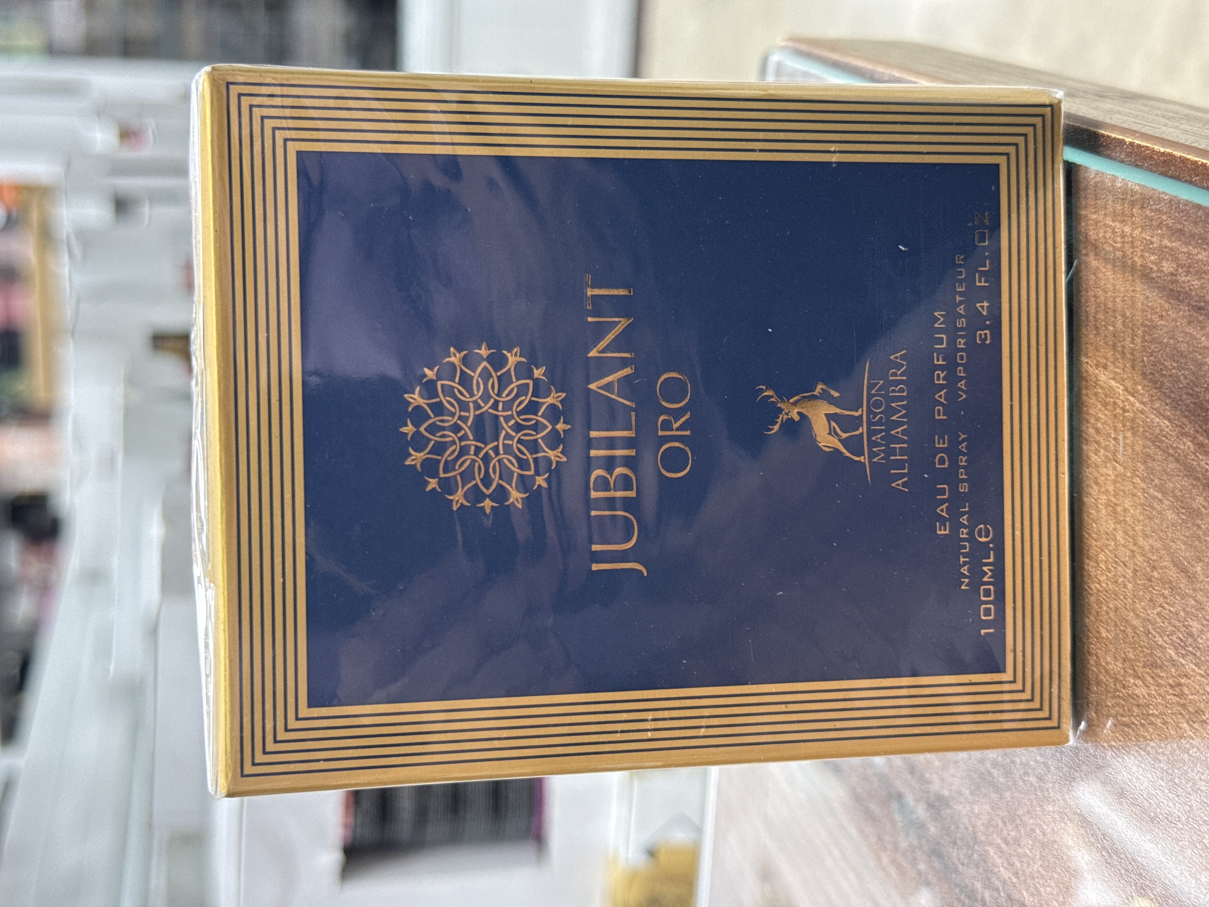عطر ادکلن ورسنسیا ارو الحمبرا “ورساچه اروس الحمبرا” 100 میل اصل